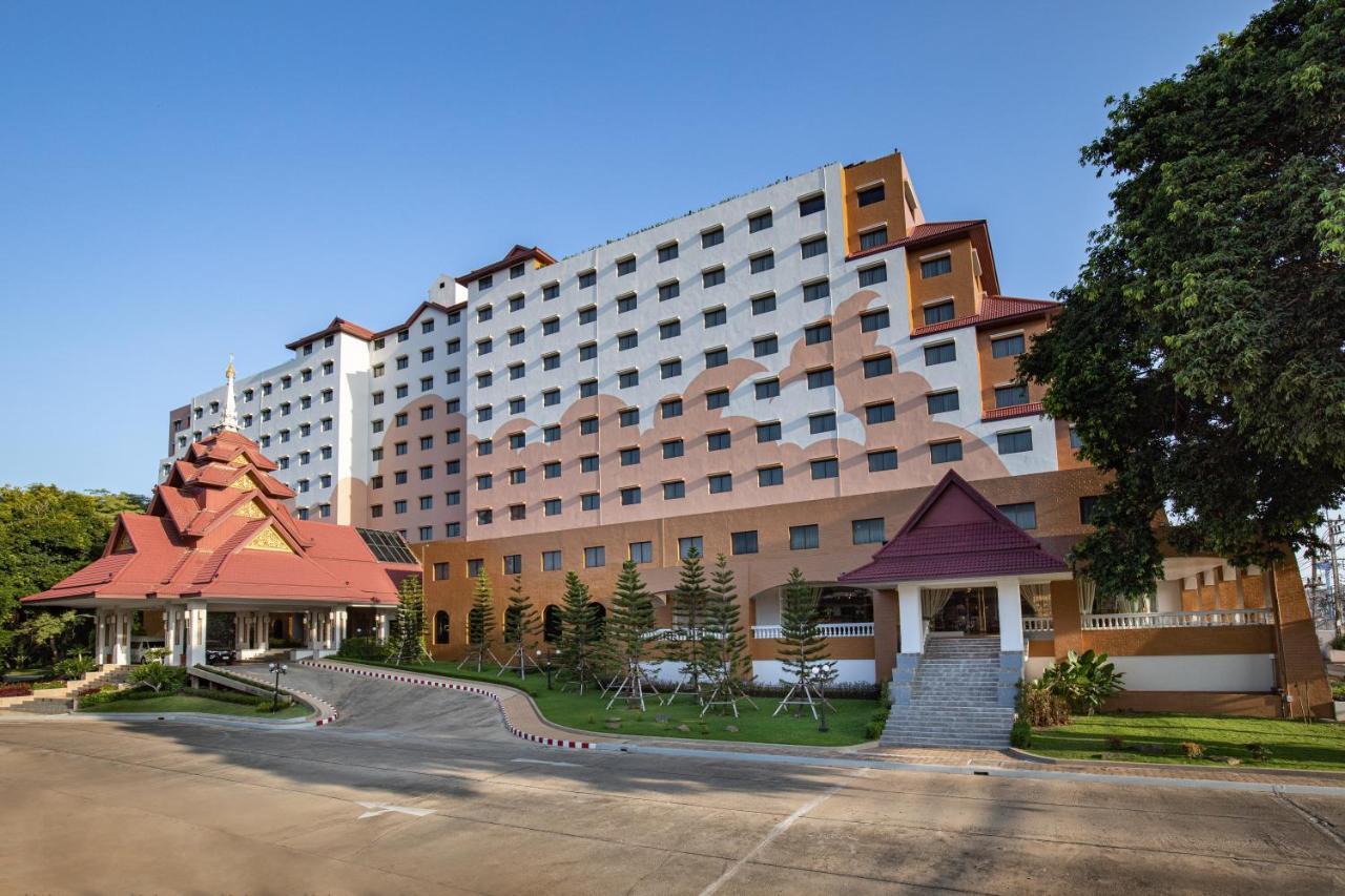 The Heritage Chiang Rai Hotel And Convention Exterior photo The 10th Building