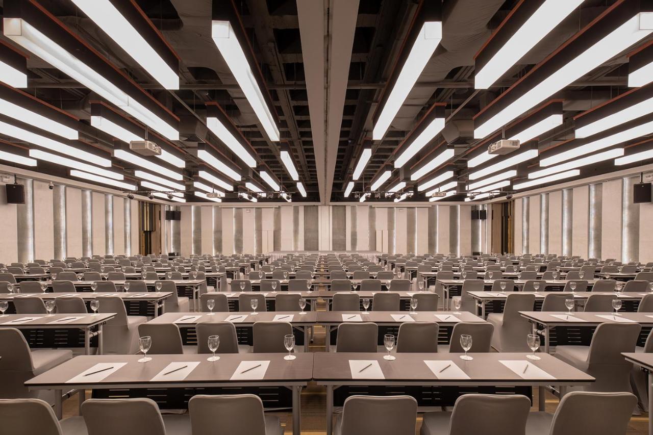 The Heritage Chiang Rai Hotel And Convention Exterior photo The main conference room